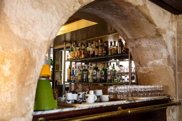 Le bar du restaurant le Quai